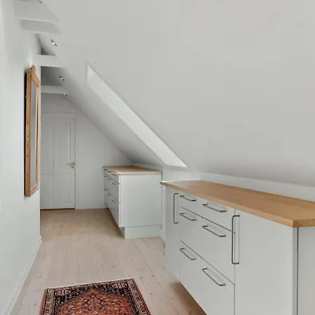 Lovely In With Kitchen Holiday home