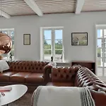 Lovely In With Kitchen *