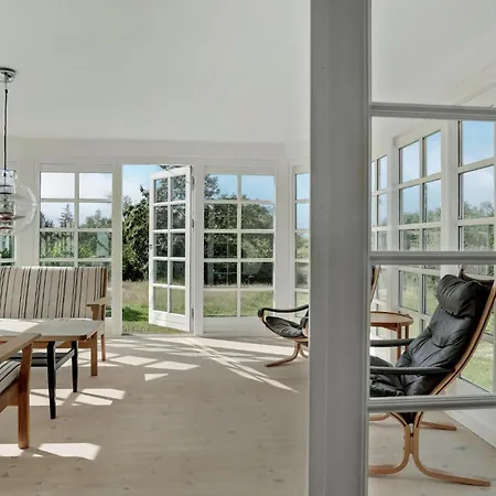 Lovely In With Kitchen *