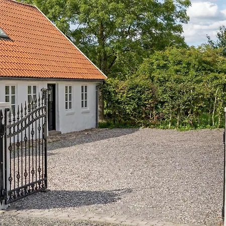 Tatil Evi Lovely In With Kitchen