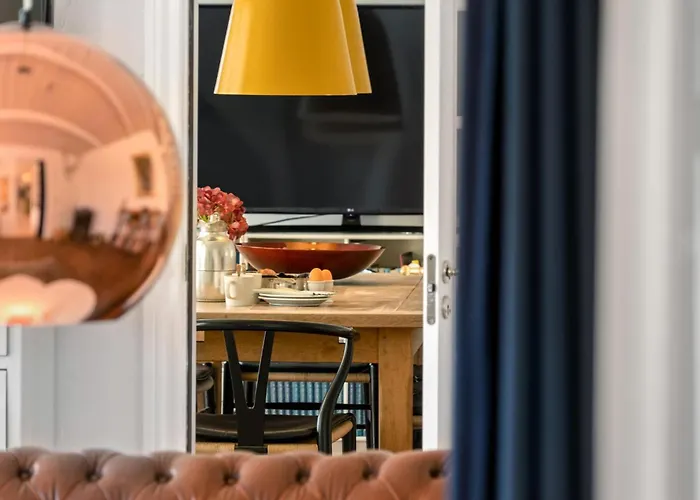 Lovely In With Kitchen Feriehus