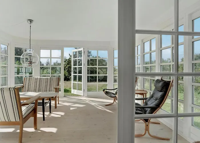 Lovely In With Kitchen *