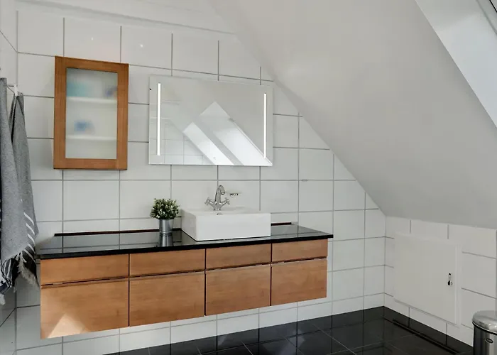 Feriehus Lovely In With Kitchen *