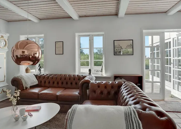 Lovely In With Kitchen *